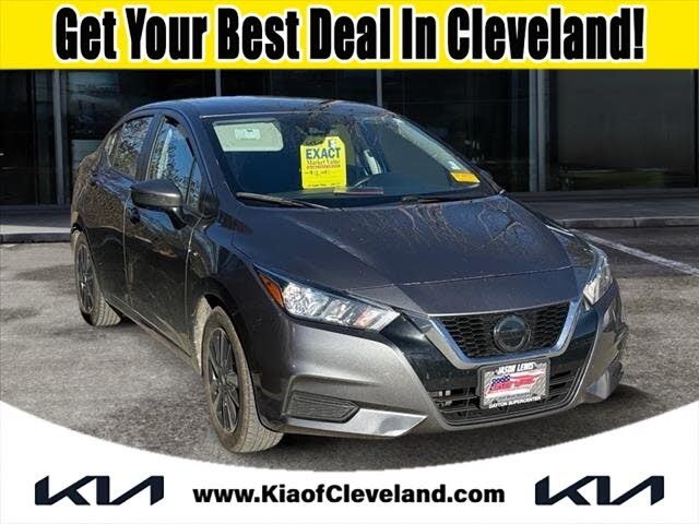 2021 Nissan Versa SV FWD