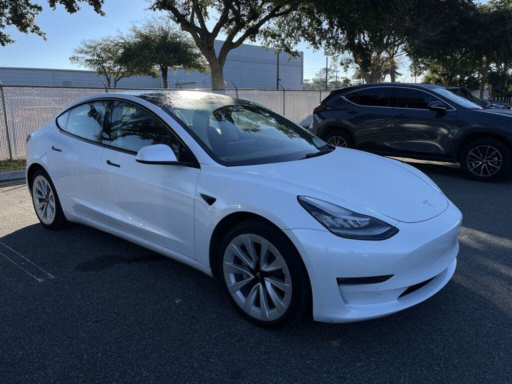 2022 Tesla Model 3 Long Range AWD