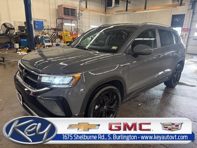 2022 Volkswagen Taos SE 4Motion