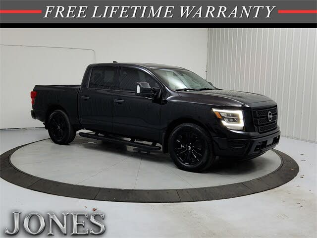 2023 Nissan Titan SV Crew Cab RWD