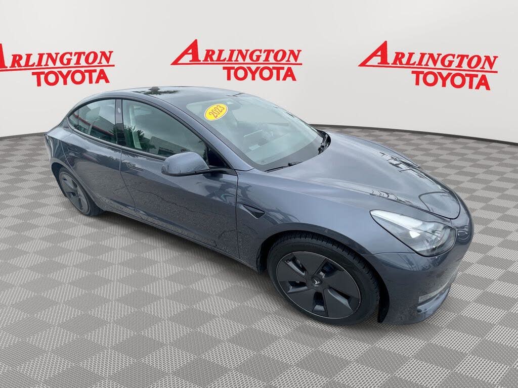 2023 Tesla Model 3 RWD