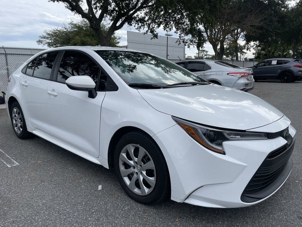 2023 Toyota Corolla LE FWD
