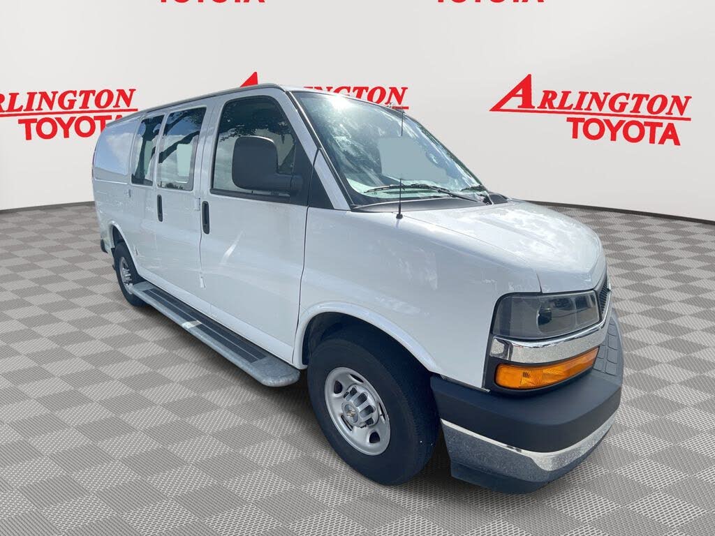2024 Chevrolet Express Cargo 2500 RWD