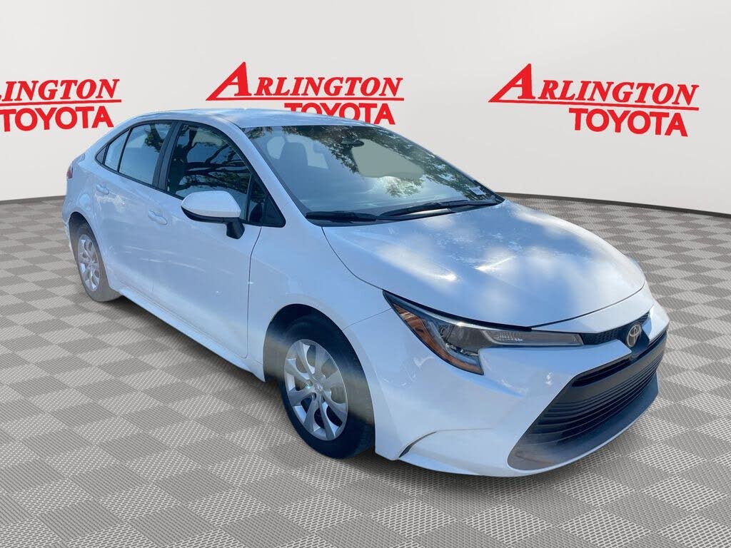 2024 Toyota Corolla LE FWD