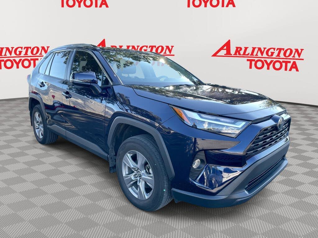 2024 Toyota RAV4 XLE FWD