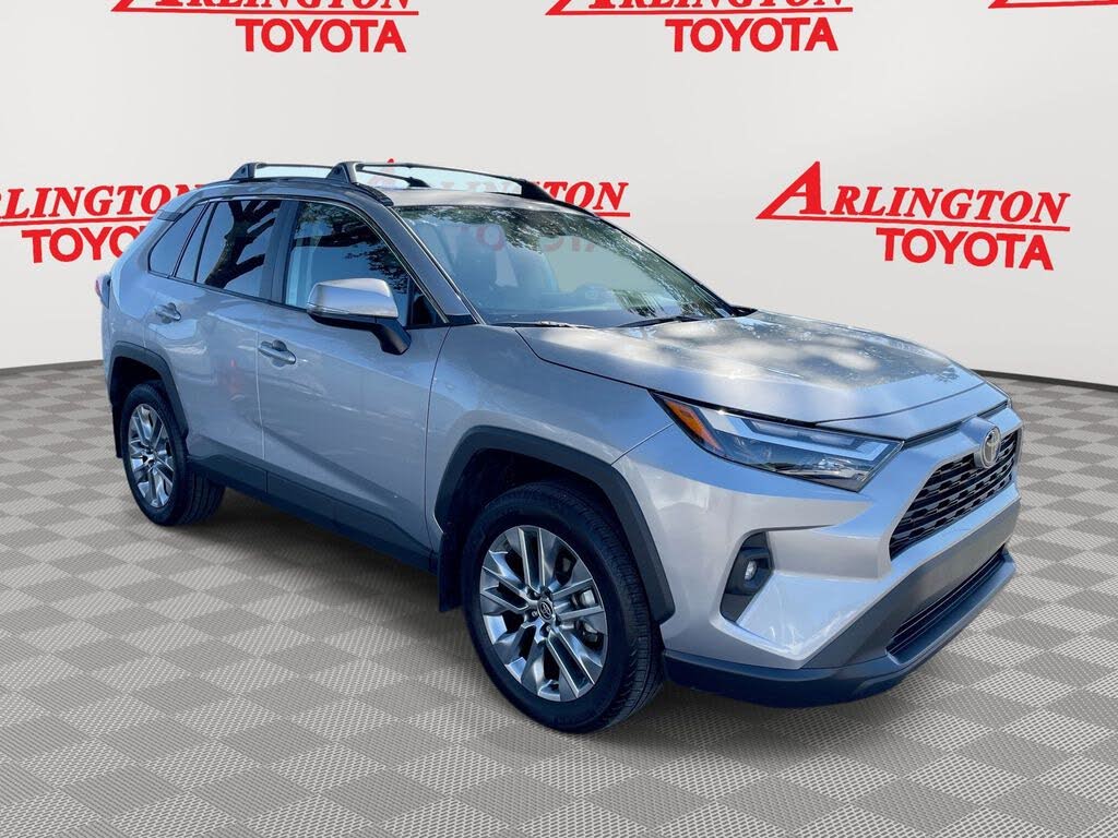 2024 Toyota RAV4 XLE Premium FWD