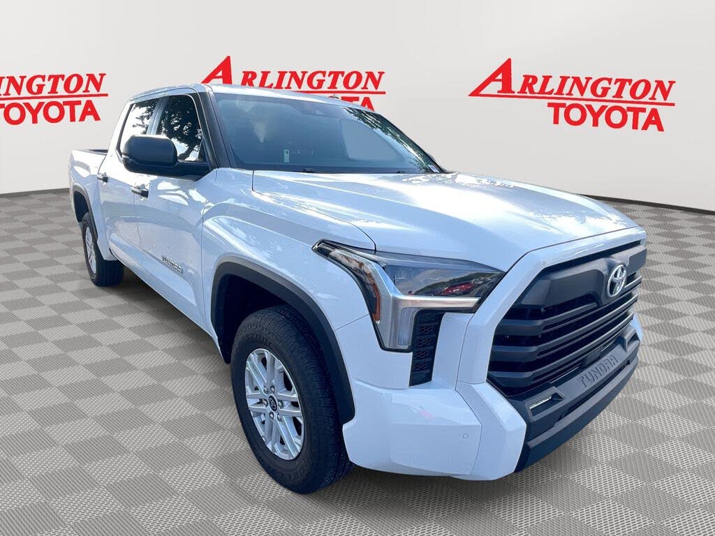2024 Toyota Tundra SR5 CrewMax Cab 4WD