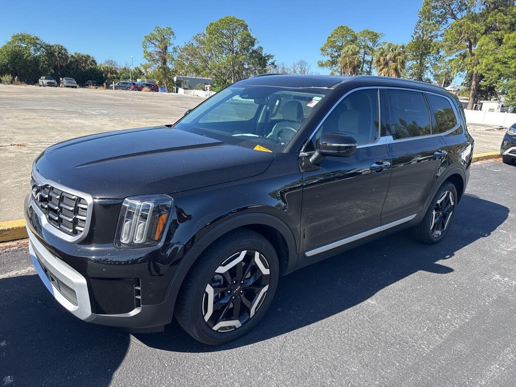 2025 Kia Telluride S FWD