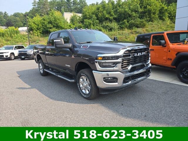 2025 RAM 2500 Big Horn Crew Cab 4WD