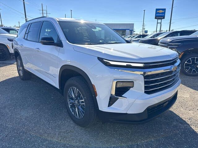 2026 Chevrolet Traverse LT FWD