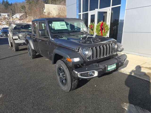 2026 Jeep Gladiator Sport Crew Cab 4WD
