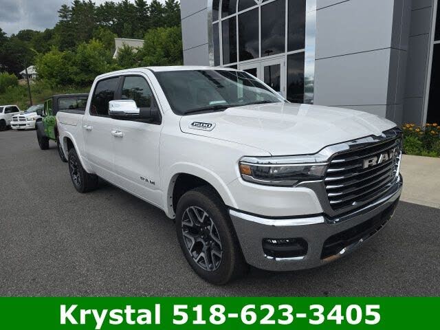 2026 RAM 1500 Laramie Crew Cab 4WD