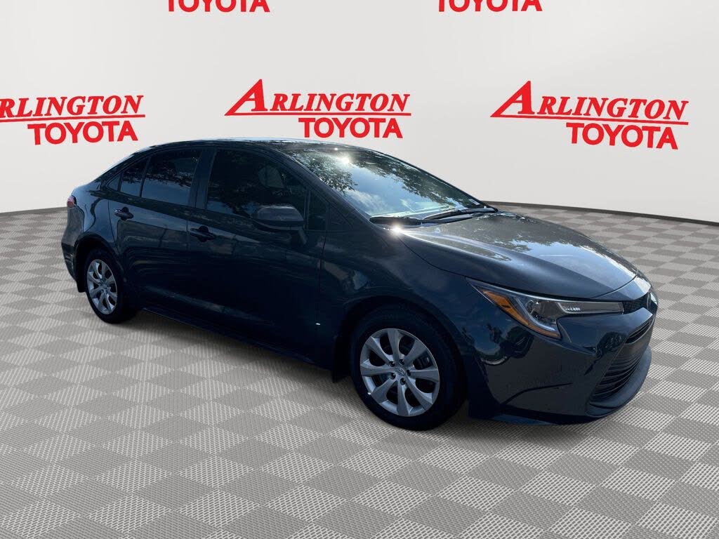 2026 Toyota Corolla LE FWD