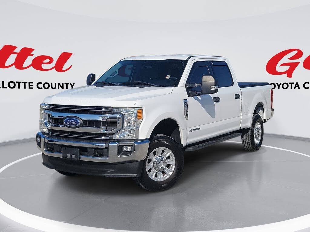 2022 Ford F-250 Super Duty XLT Crew Cab 4WD