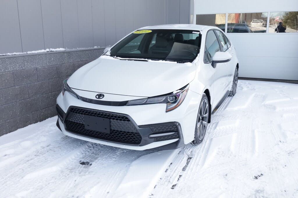 2022 Toyota Corolla SE FWD