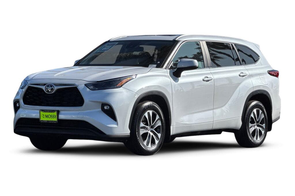 2023 Toyota Highlander XLE AWD