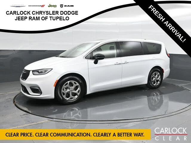 2024 Chrysler Pacifica Limited FWD