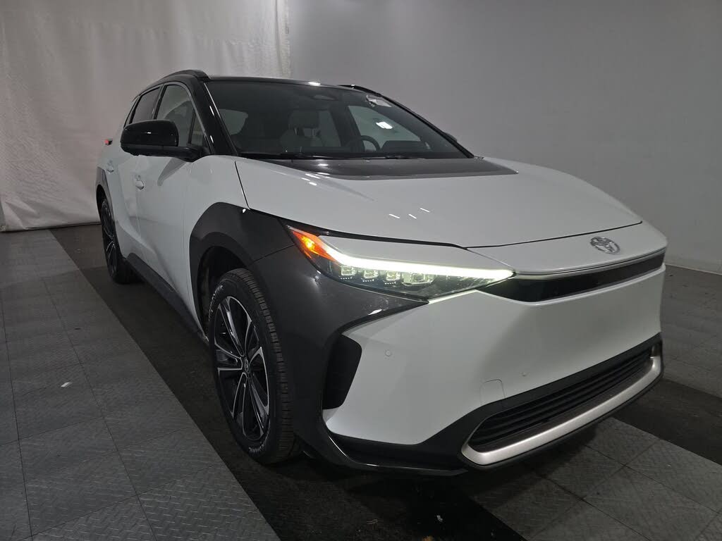 2024 Toyota bZ4X Limited FWD