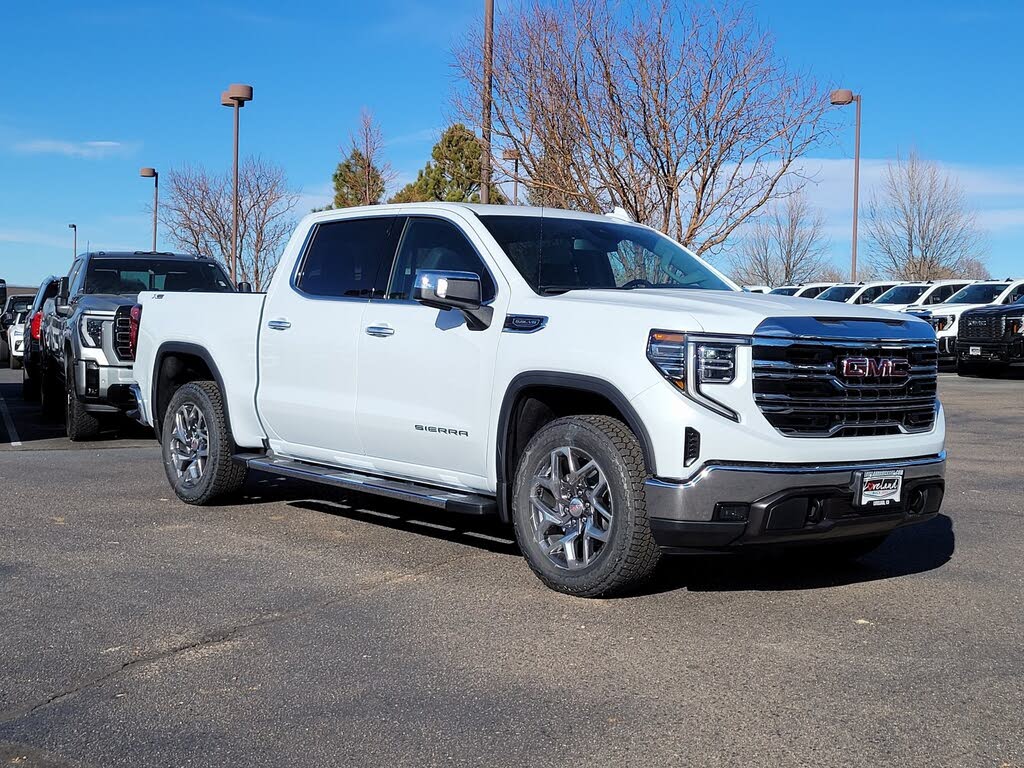 2026 GMC Sierra 1500 SLT Crew Cab 4WD