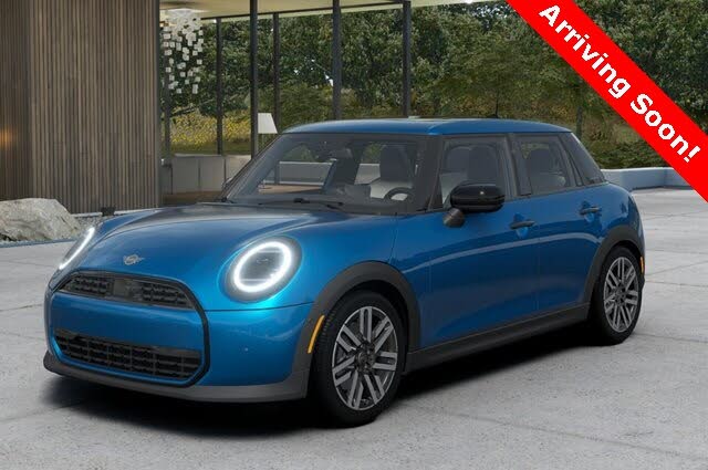 2026 MINI Cooper Signature Trim 4-Door Hatchback FWD
