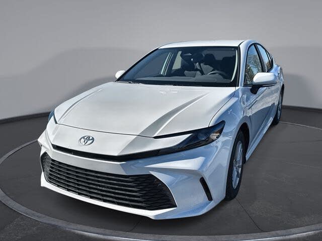 2026 Toyota Camry LE FWD