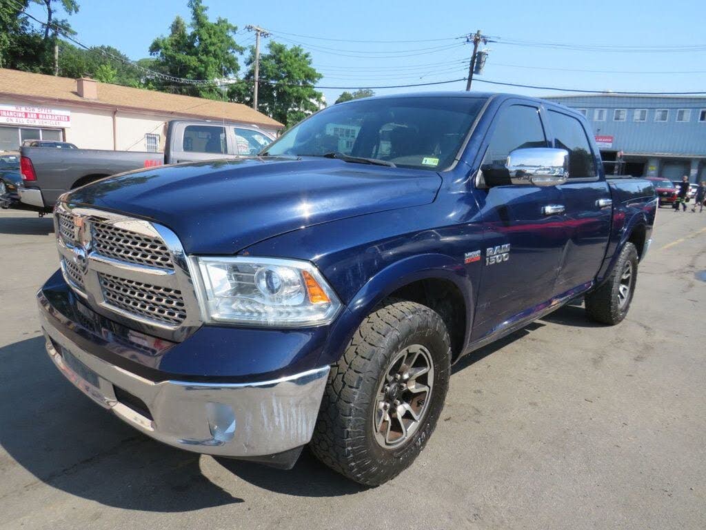 2014 RAM 1500 Laramie Crew Cab 4WD