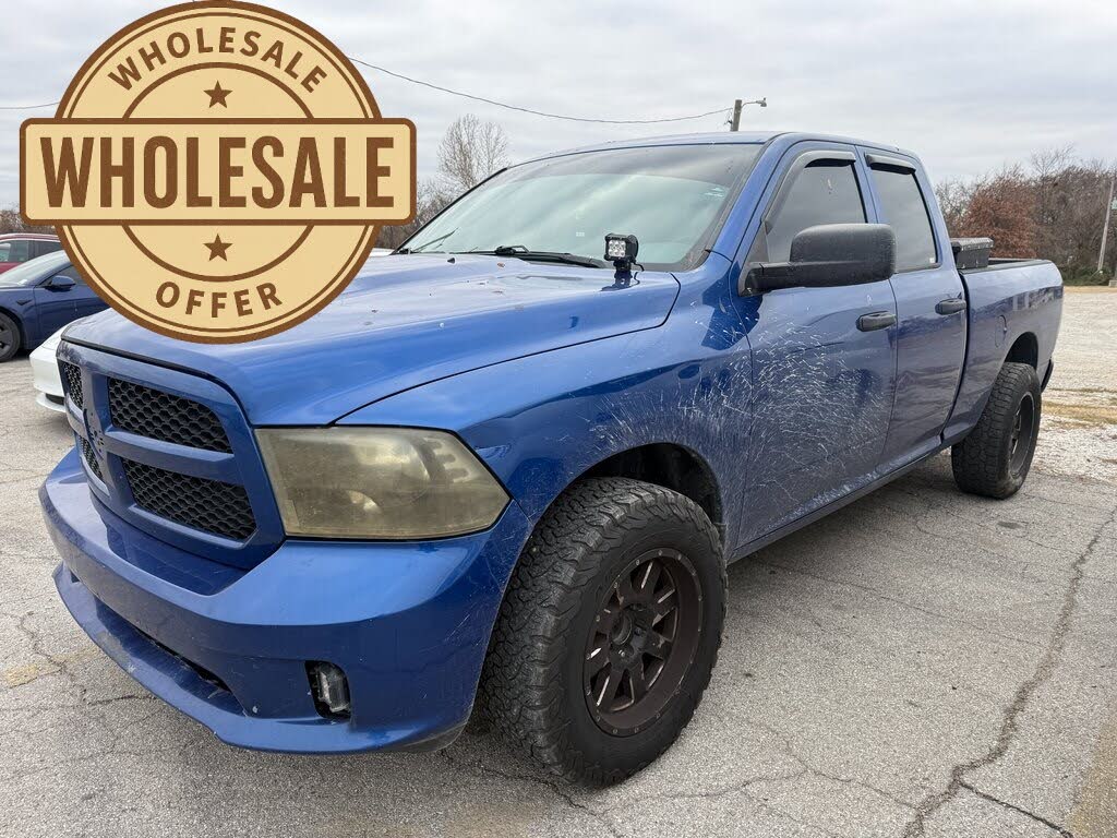 2017 RAM 1500 Express Quad Cab RWD