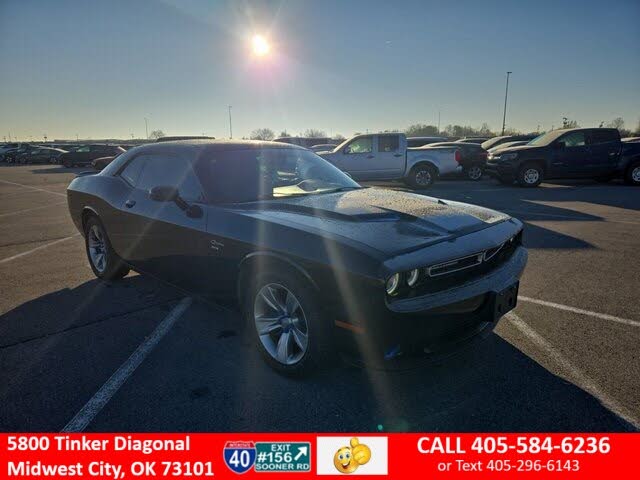 2019 Dodge Challenger SXT RWD