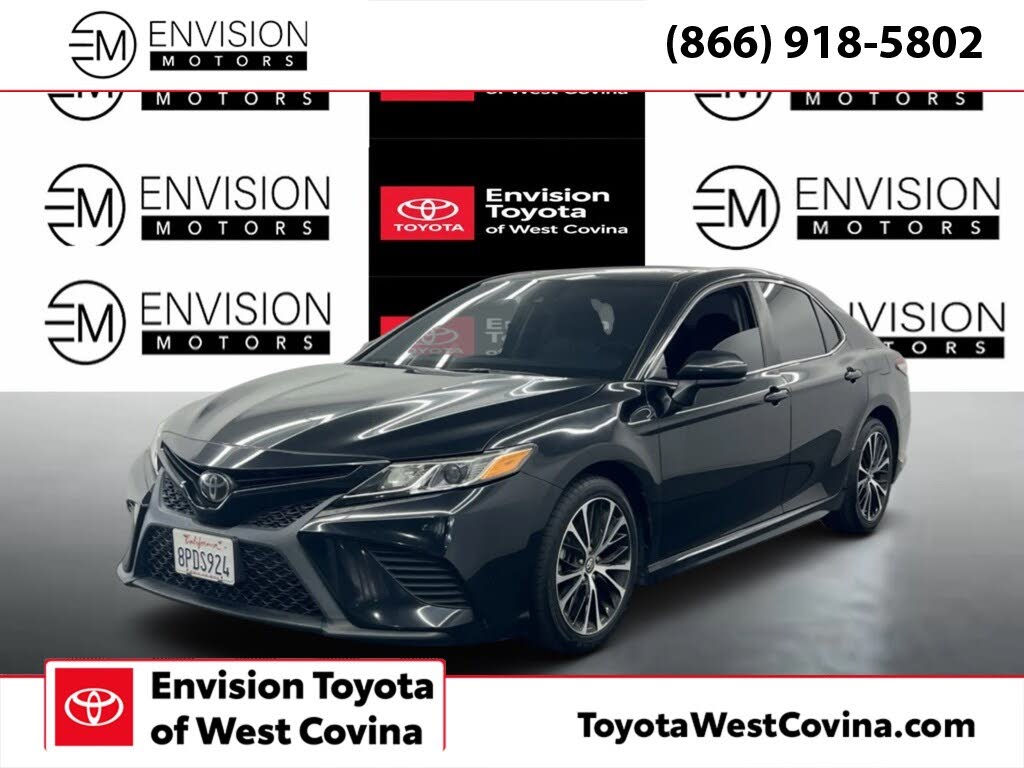 2020 Toyota Camry SE FWD