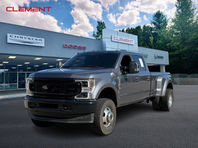 2022 Ford F-350 Super Duty Lariat Crew Cab LB DRW 4WD