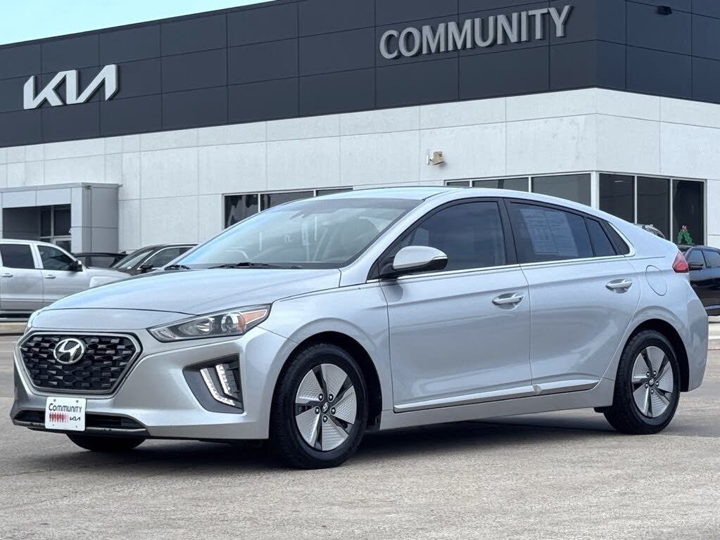 2022 Hyundai Ioniq Hybrid SE FWD