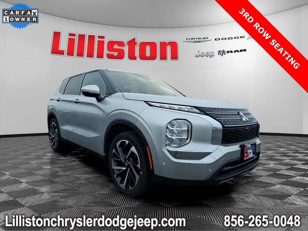 2022 Mitsubishi Outlander ES FWD