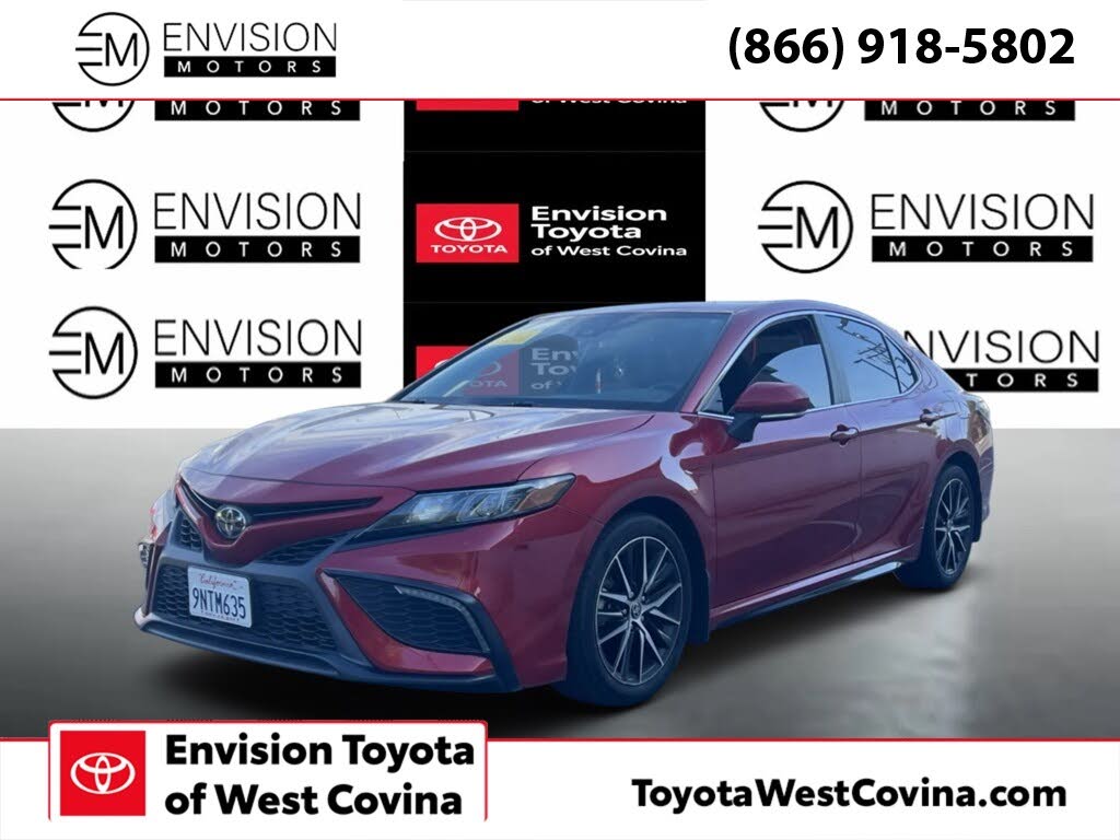 2022 Toyota Camry SE FWD