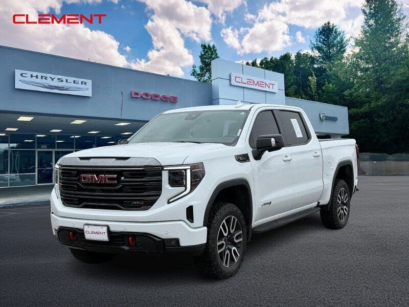 2024 GMC Sierra 1500 AT4 Crew Cab 4WD