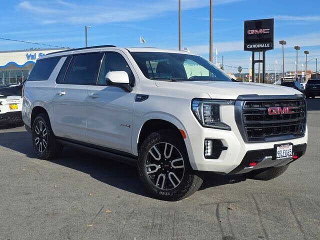 2024 GMC Yukon XL AT4 4WD