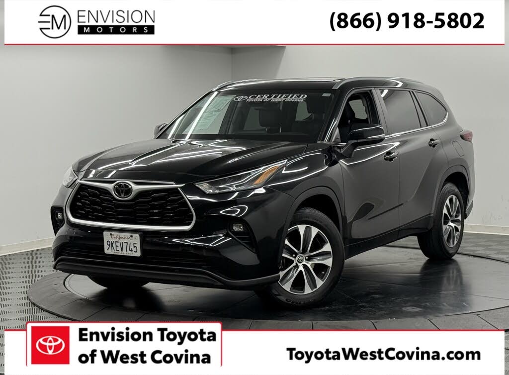 2024 Toyota Highlander XLE FWD