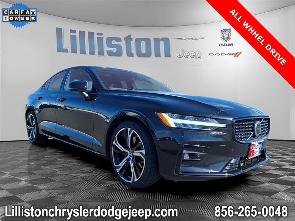 2024 Volvo S60 B5 Plus Dark Theme AWD