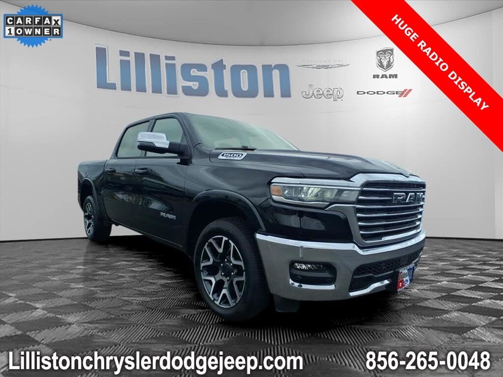2025 RAM 1500 Laramie Crew Cab 4WD