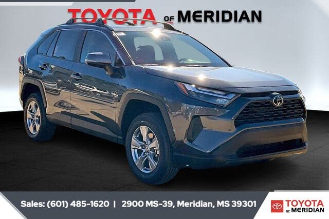 2025 Toyota RAV4 XLE FWD