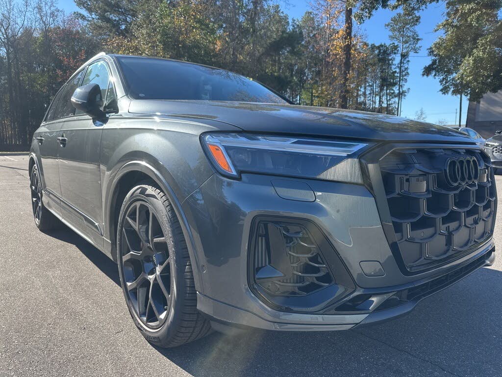 2026 Audi SQ7 4.0T quattro Premium Plus