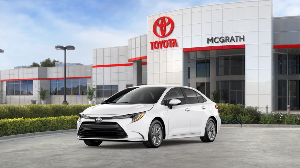 2026 Toyota Corolla LE FWD