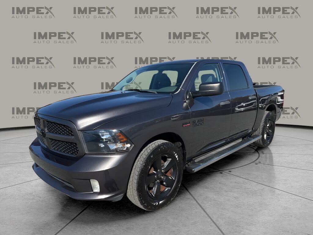 2017 RAM 1500 Express Crew Cab RWD