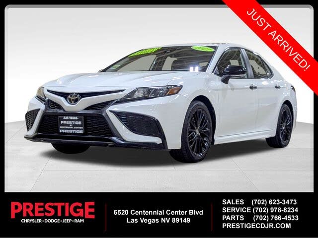 2022 Toyota Camry SE FWD