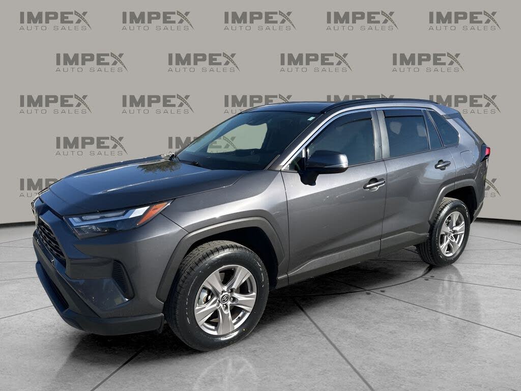 2022 Toyota RAV4 XLE FWD