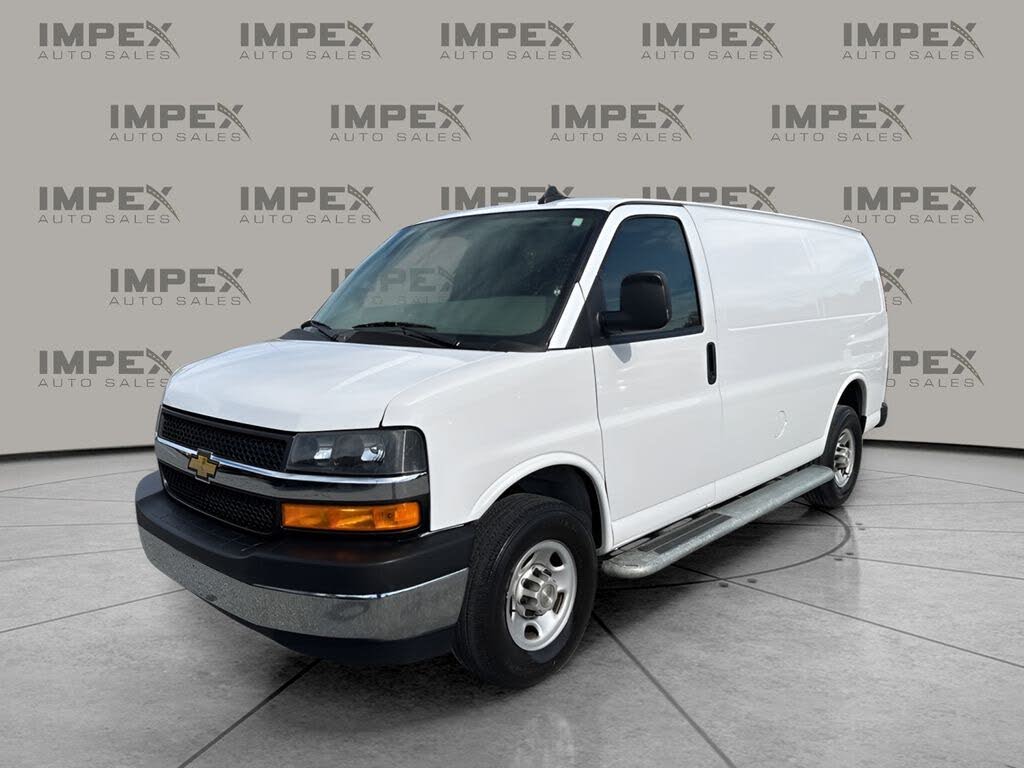 2023 Chevrolet Express Cargo 2500 RWD