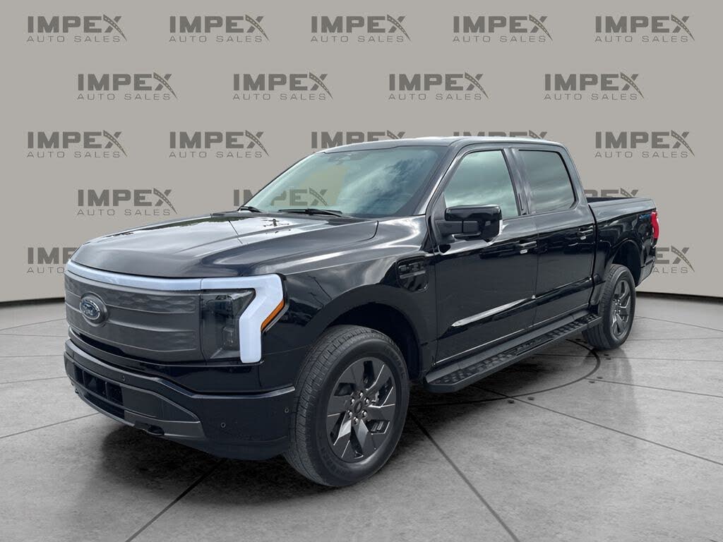 2023 Ford F-150 Lightning Lariat SuperCrew AWD