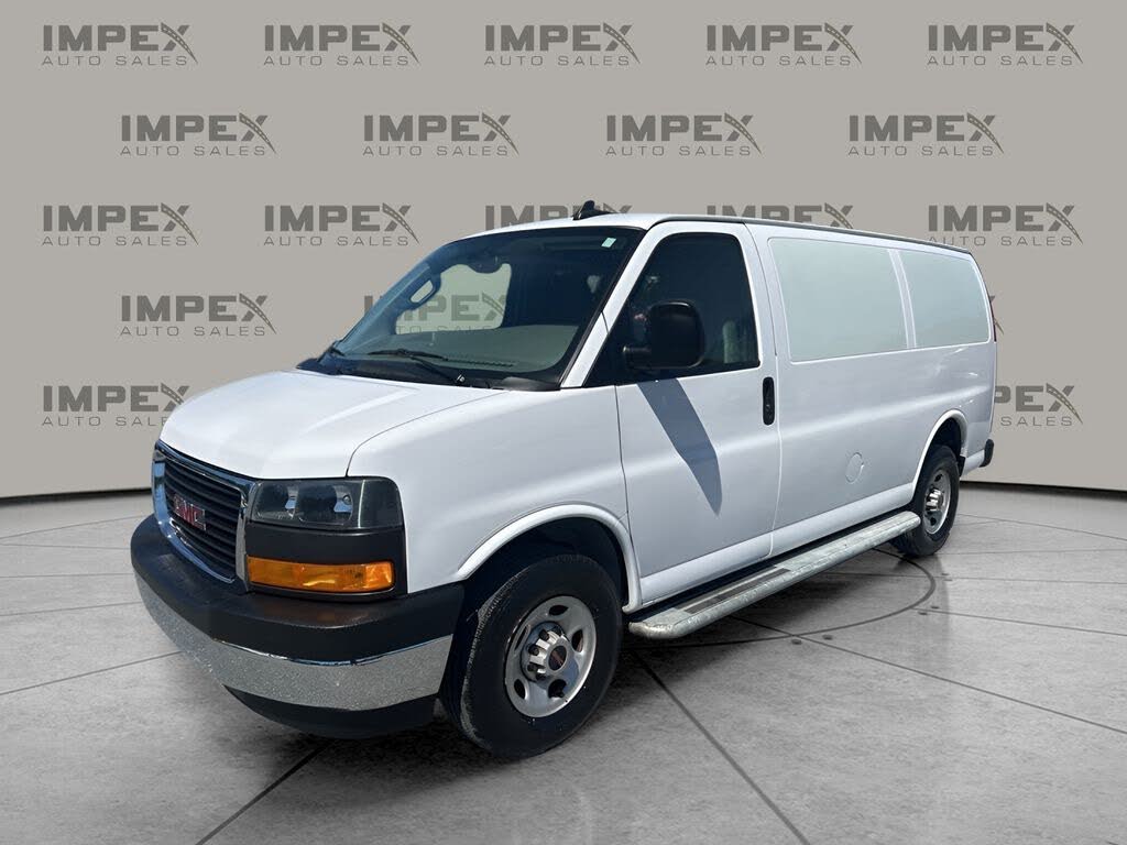 2023 GMC Savana Cargo 2500 RWD