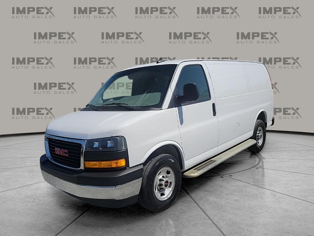 2023 GMC Savana Cargo 2500 RWD