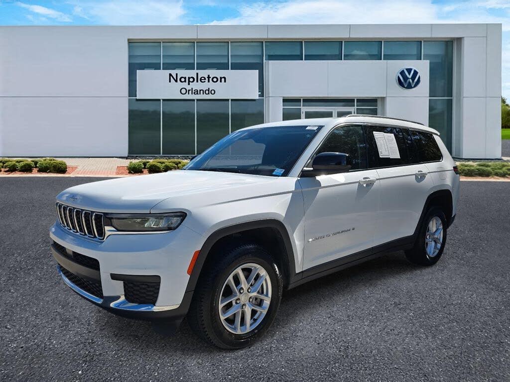 2023 Jeep Grand Cherokee L Laredo RWD