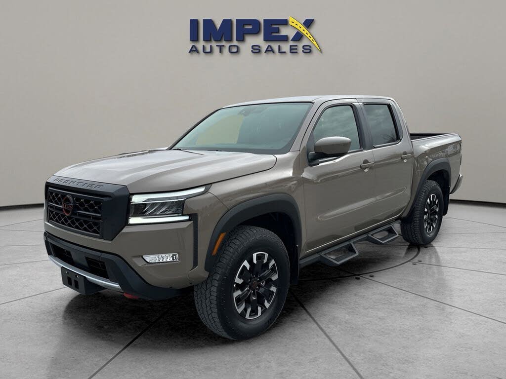 2023 Nissan Frontier PRO-4X Crew Cab 4WD